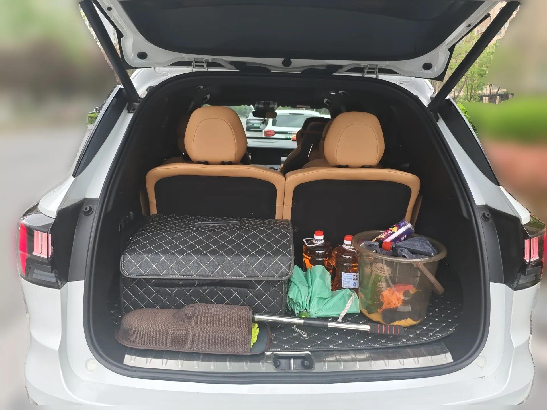 Lynk & Co 09 2021 2.0T Halo Six-Seater — миниатюра 20