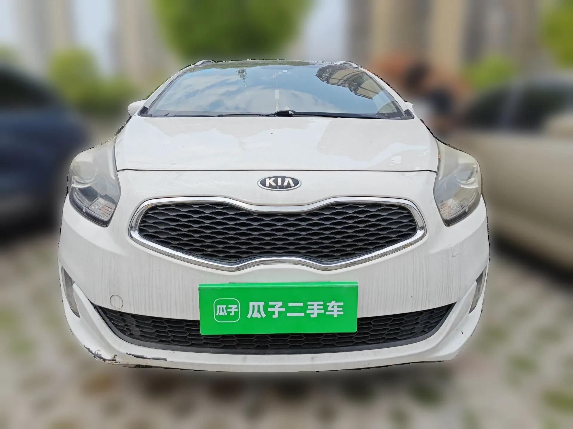Kia Carens 2013 2.0L 5-Seater Automatic Standard Version China V Standard — миниатюра 2