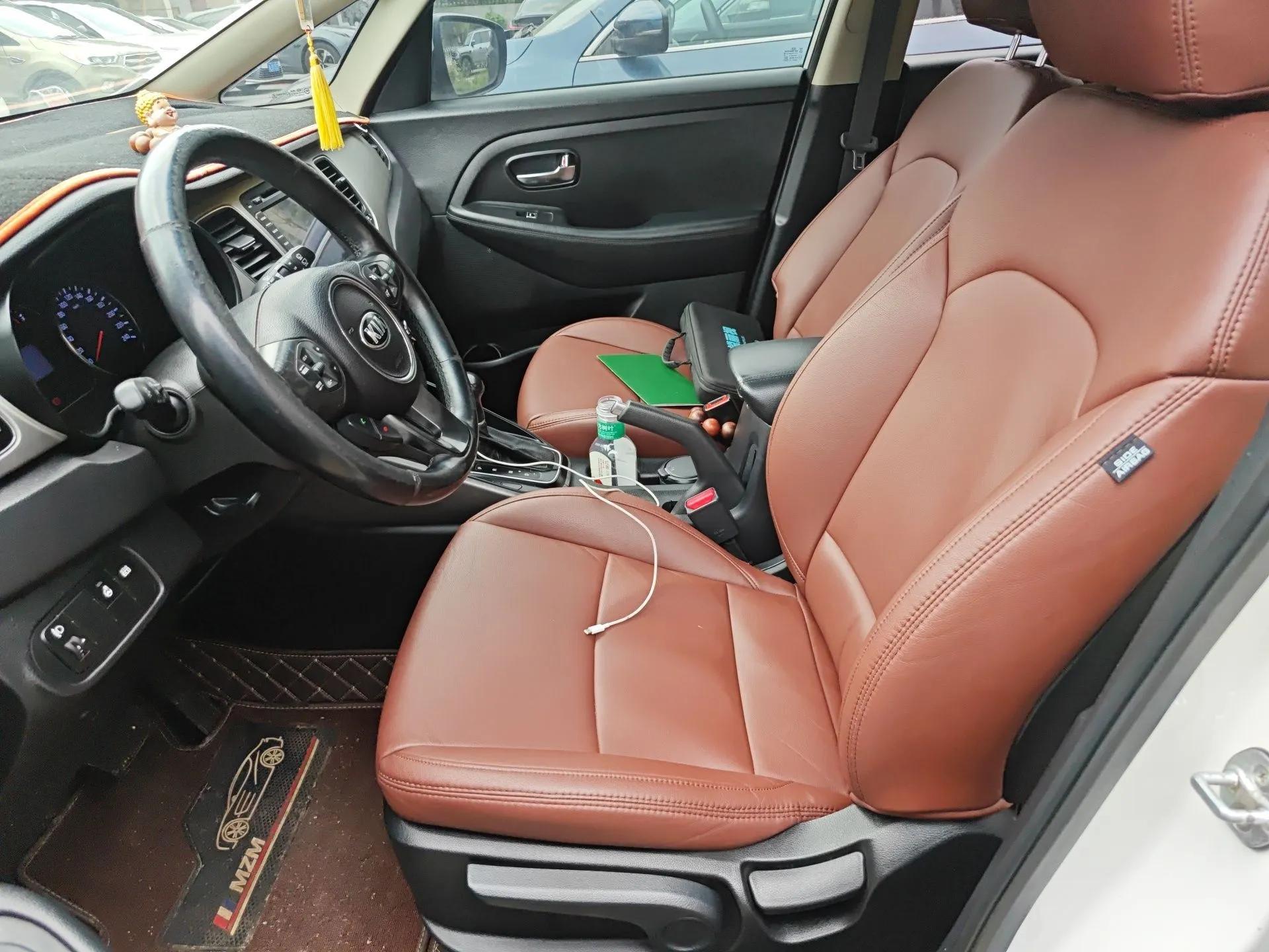Kia Carens 2013 2.0L 5-Seater Automatic Standard Version China V Standard — миниатюра 16