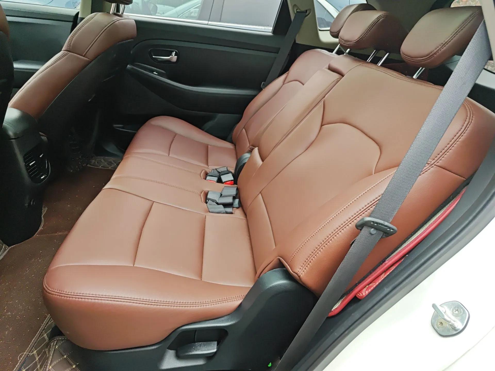 Kia Carens 2013 2.0L 5-Seater Automatic Standard Version China V Standard — миниатюра 18
