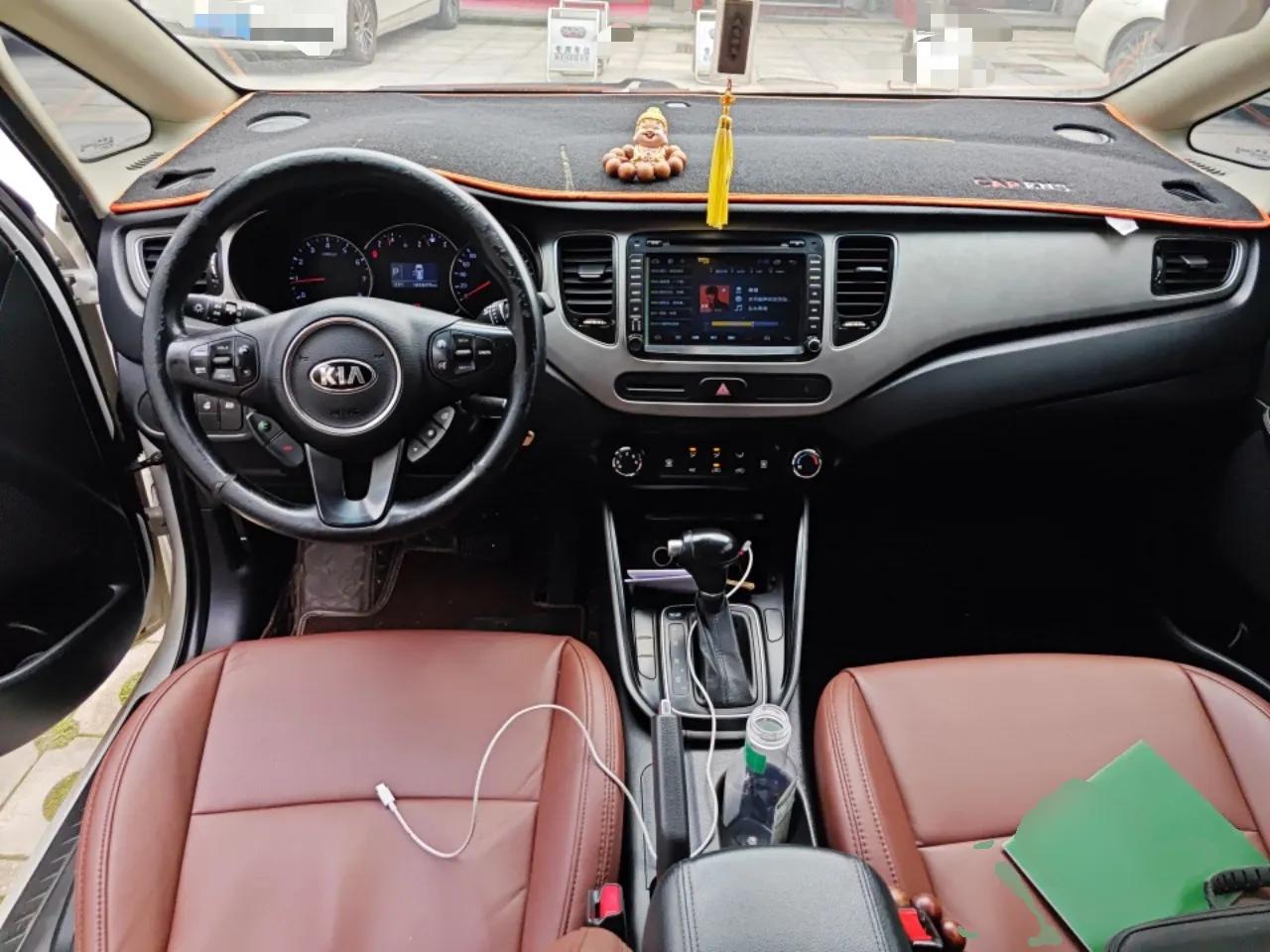 Kia Carens 2013 2.0L 5-Seater Automatic Standard Version China V Standard — миниатюра 10