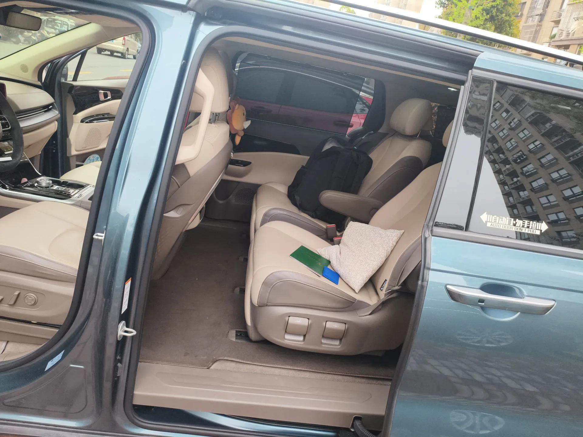 Kia Carnival 2021 2.0T Flagship Edition — миниатюра 18