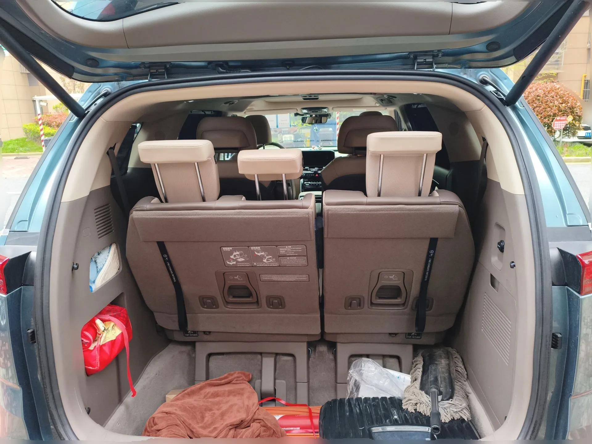 Kia Carnival 2021 2.0T Flagship Edition — миниатюра 20
