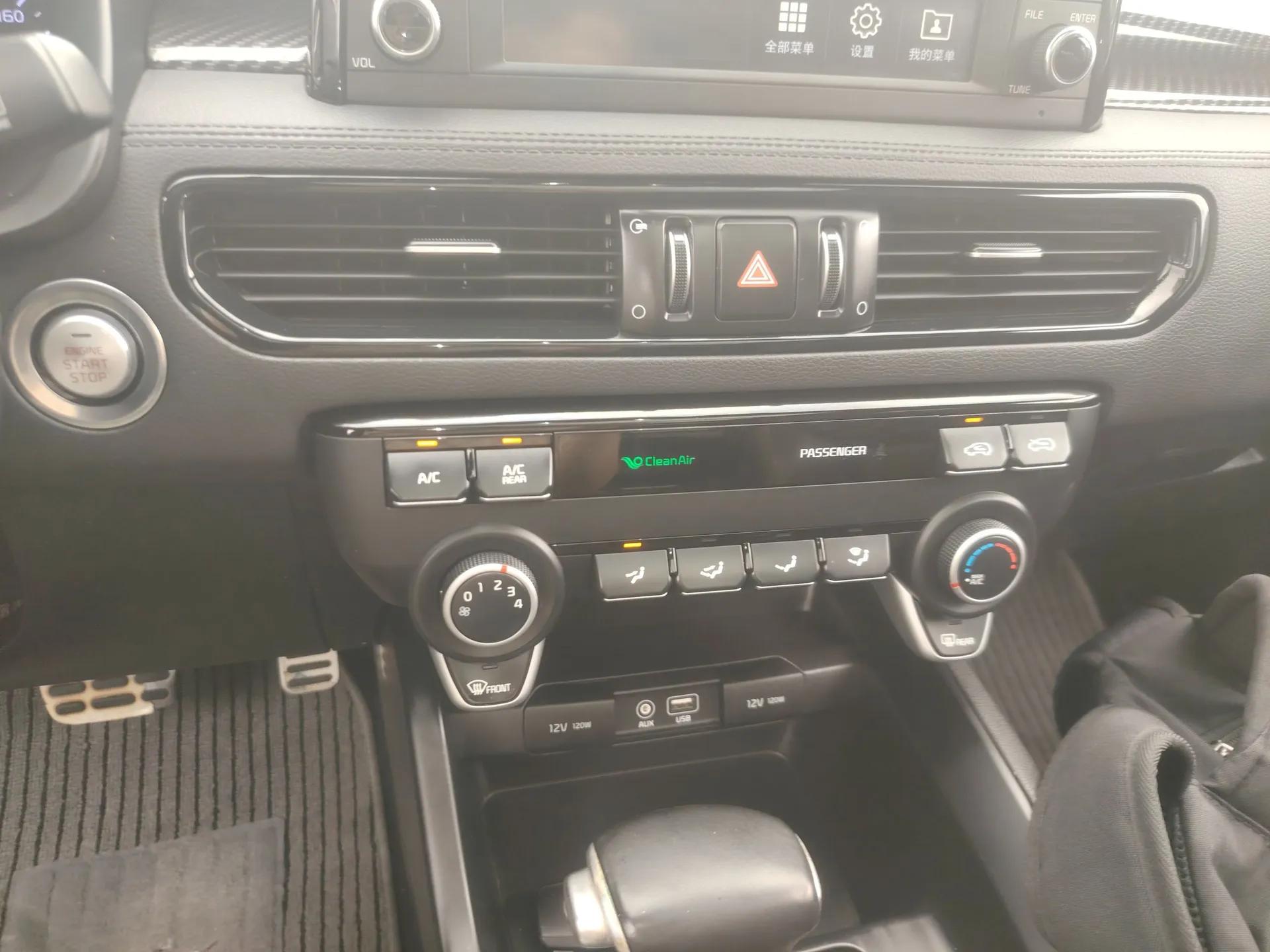 Kia KX7 2017 2.0T Automatic Two-Wheel Drive GLS 7-Seater — миниатюра 16