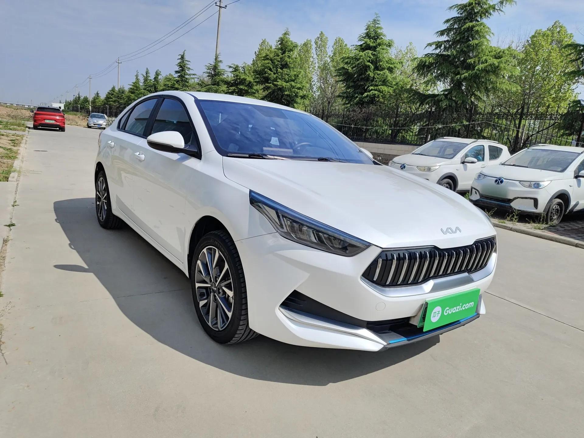 Kia K3 New Energy 2021 EV Comfort Edition 410km — миниатюра 3