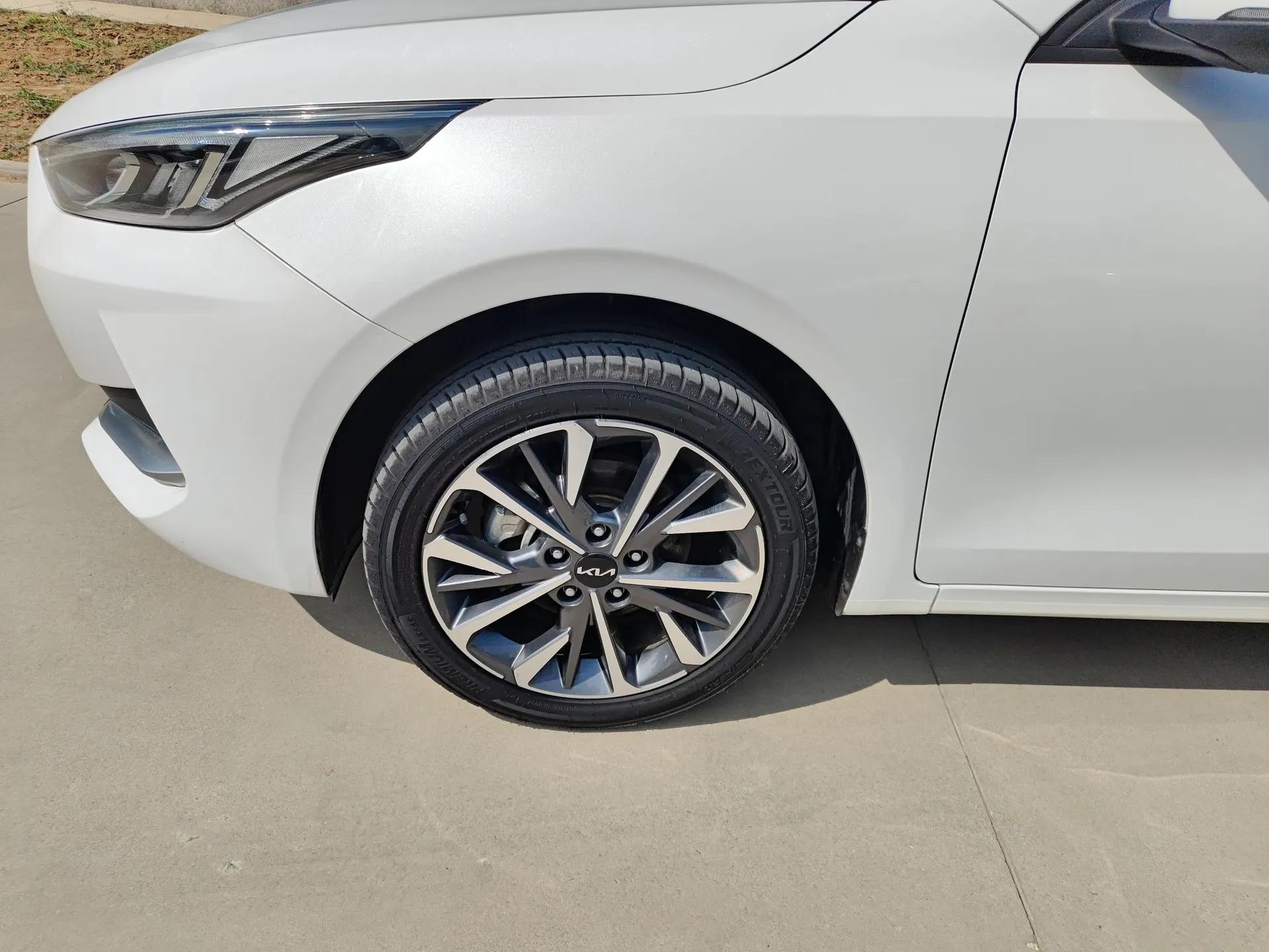 Kia K3 New Energy 2021 EV Comfort Edition 410km — миниатюра 8
