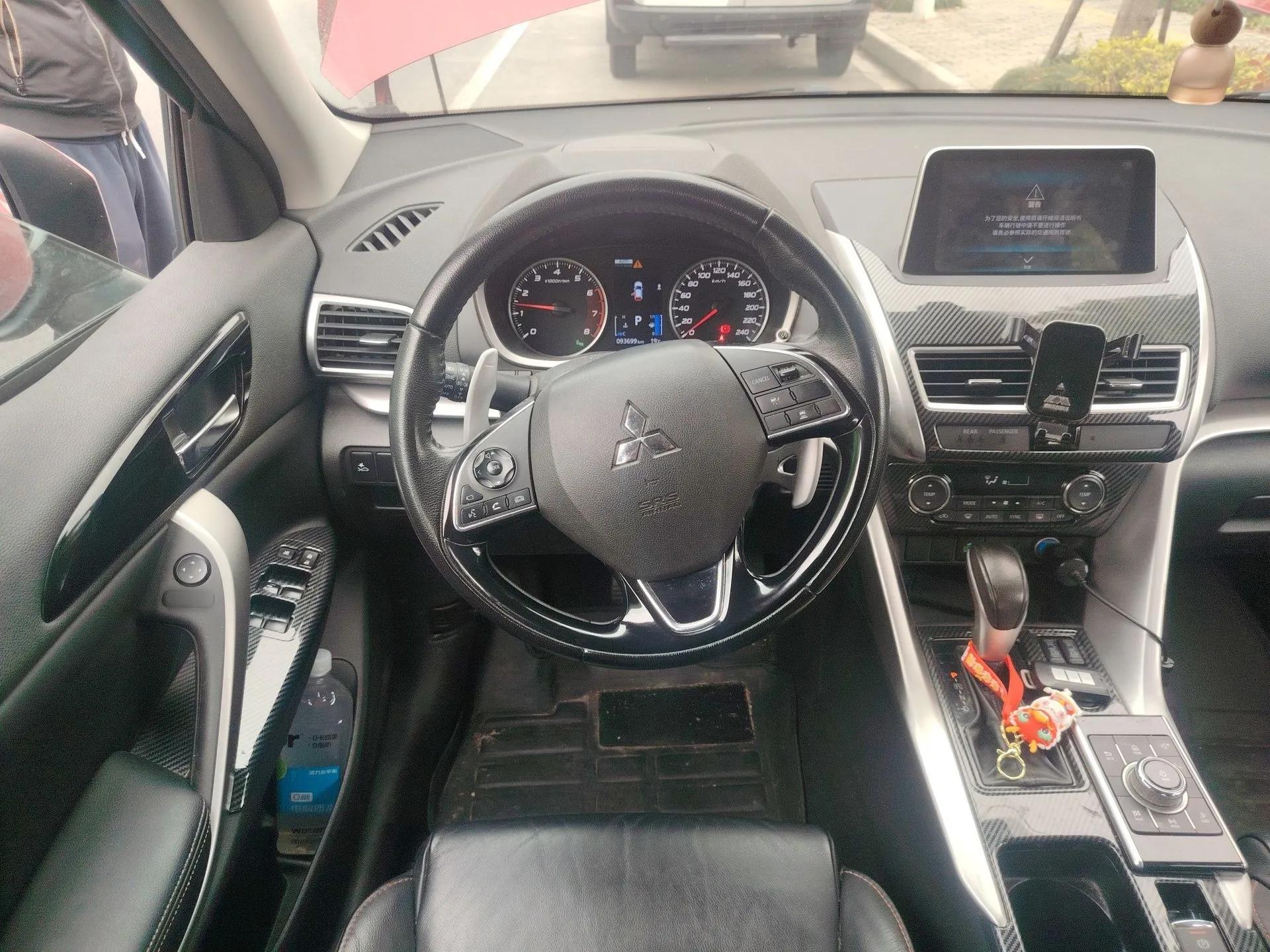 Mitsubishi Eclipse Cross 2018 1.5T CVT Four-Wheel Drive TrueMe Edition — миниатюра 11