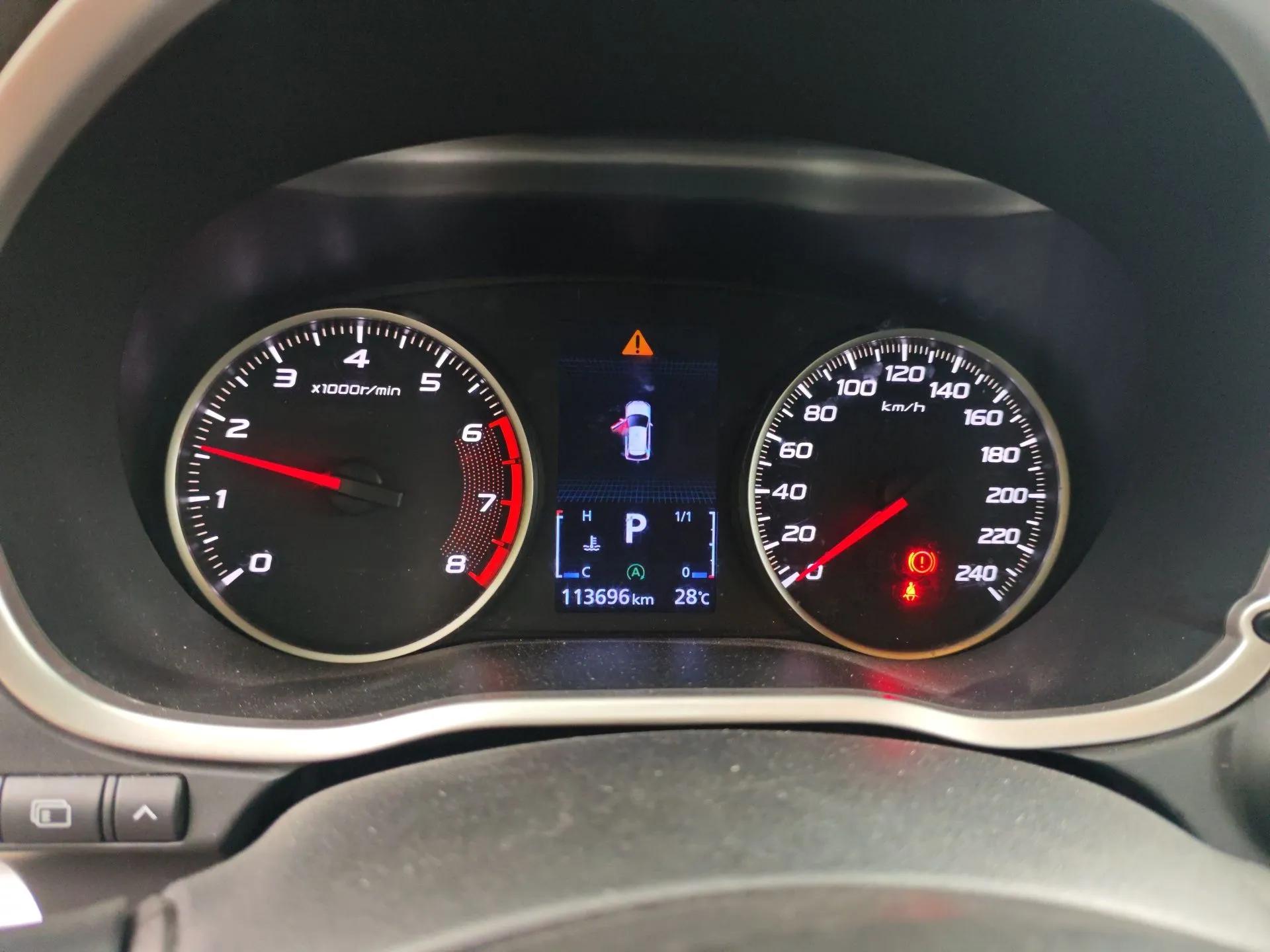Mitsubishi Eclipse Cross 2019 1.5T CVT Two-Wheel Drive Belief Edition China VI Standard — миниатюра 12