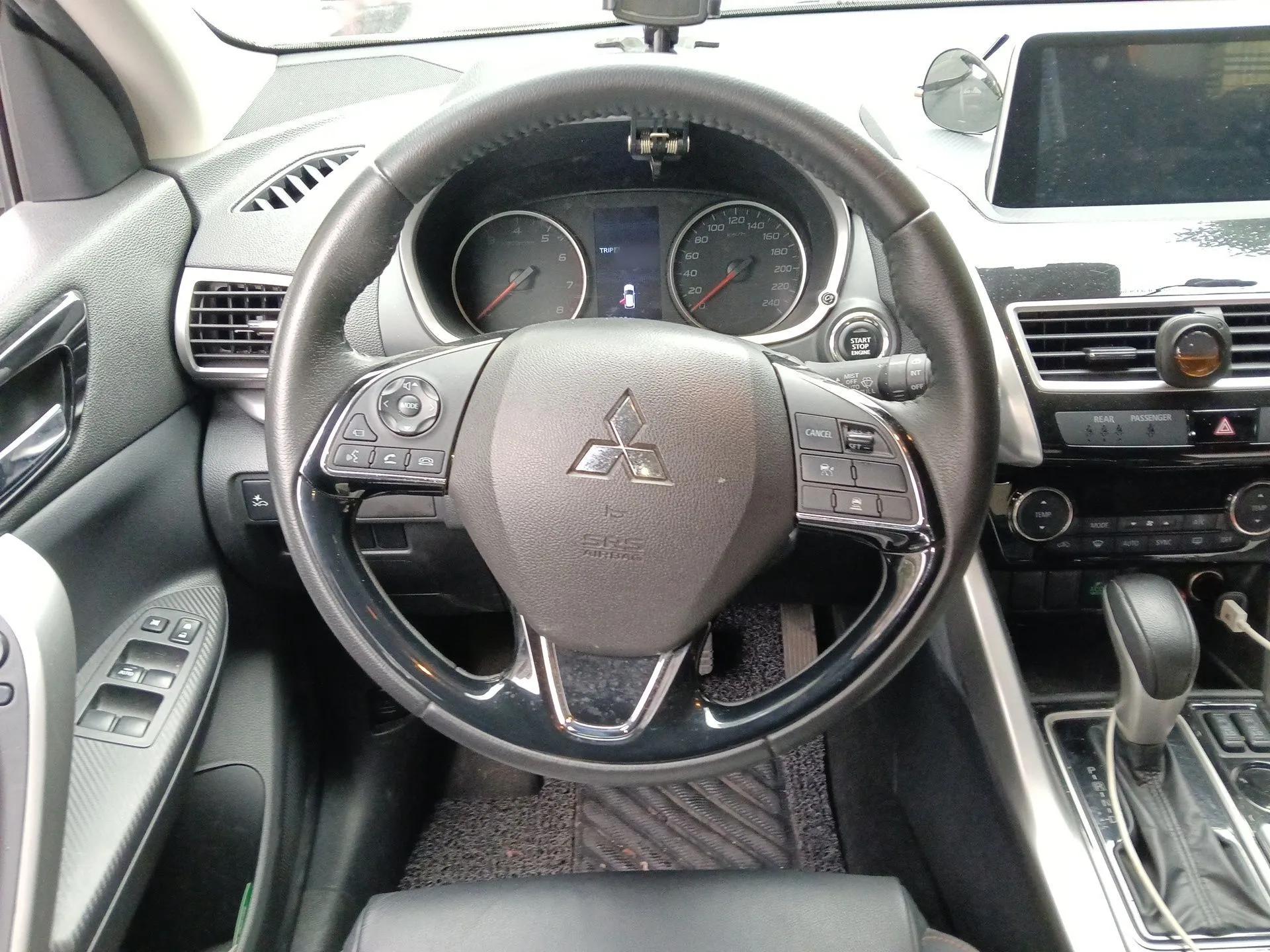 Mitsubishi Eclipse Cross 2019 1.5T CVT Two-Wheel Drive Belief Edition China VI Standard — миниатюра 7