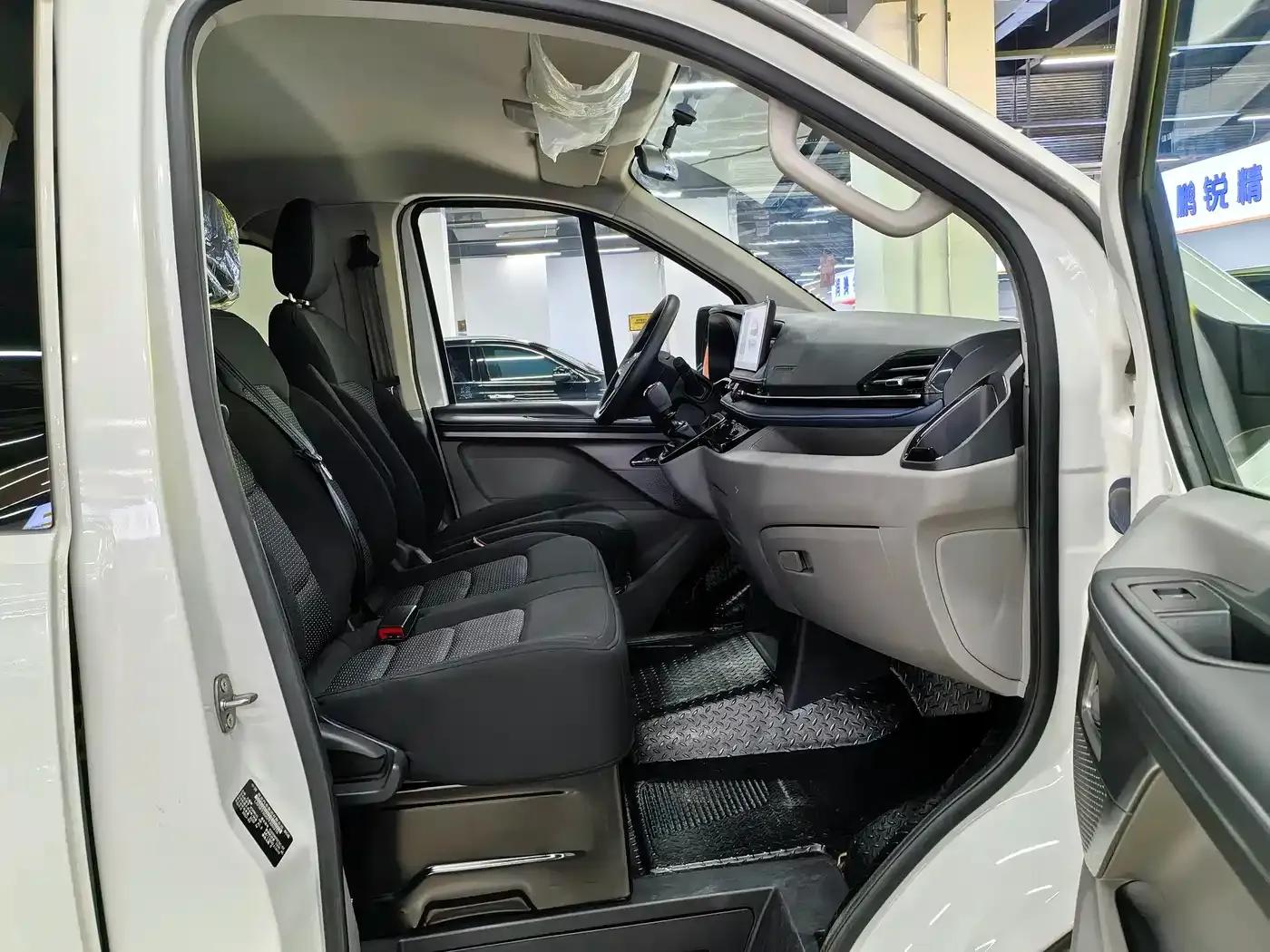 Xintu V70 2023 2.0T Elite Edition Manual Short Wheelbase Low Roof 5/6 Seats (125Ps) — миниатюра 10