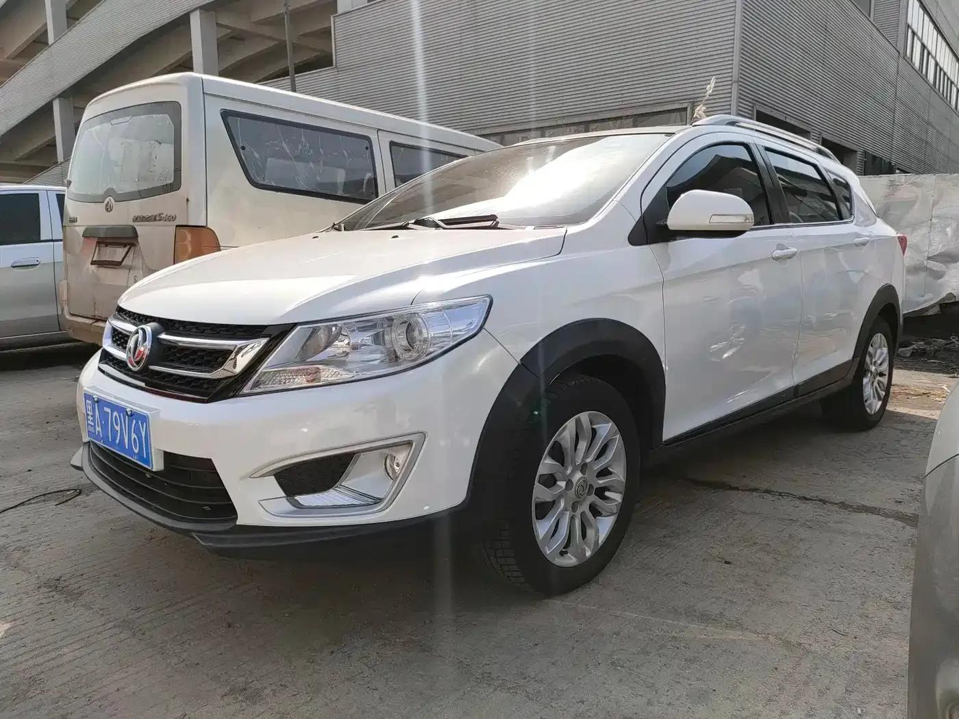 Dongfeng Fengshen AX3 2017 Leading Edition 1.5L Manual Sporty Model — миниатюра 1