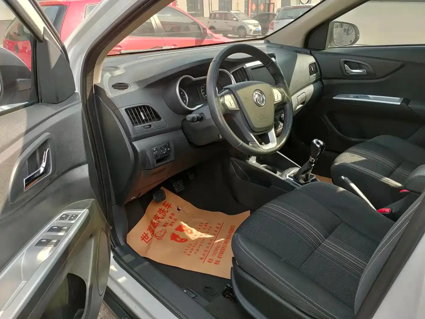 Dongfeng Fengshen AX3 2017 Leading Edition 1.5L Manual Sporty Model — миниатюра 9