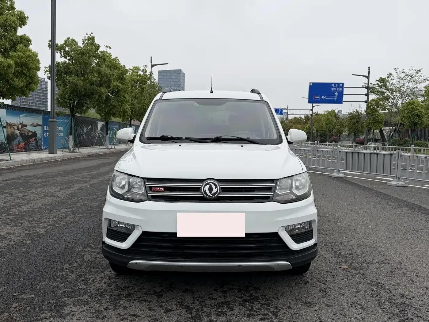 Fengguang 370 2017 Model 1.5L CVT Fashion 7-Seater — миниатюра 2