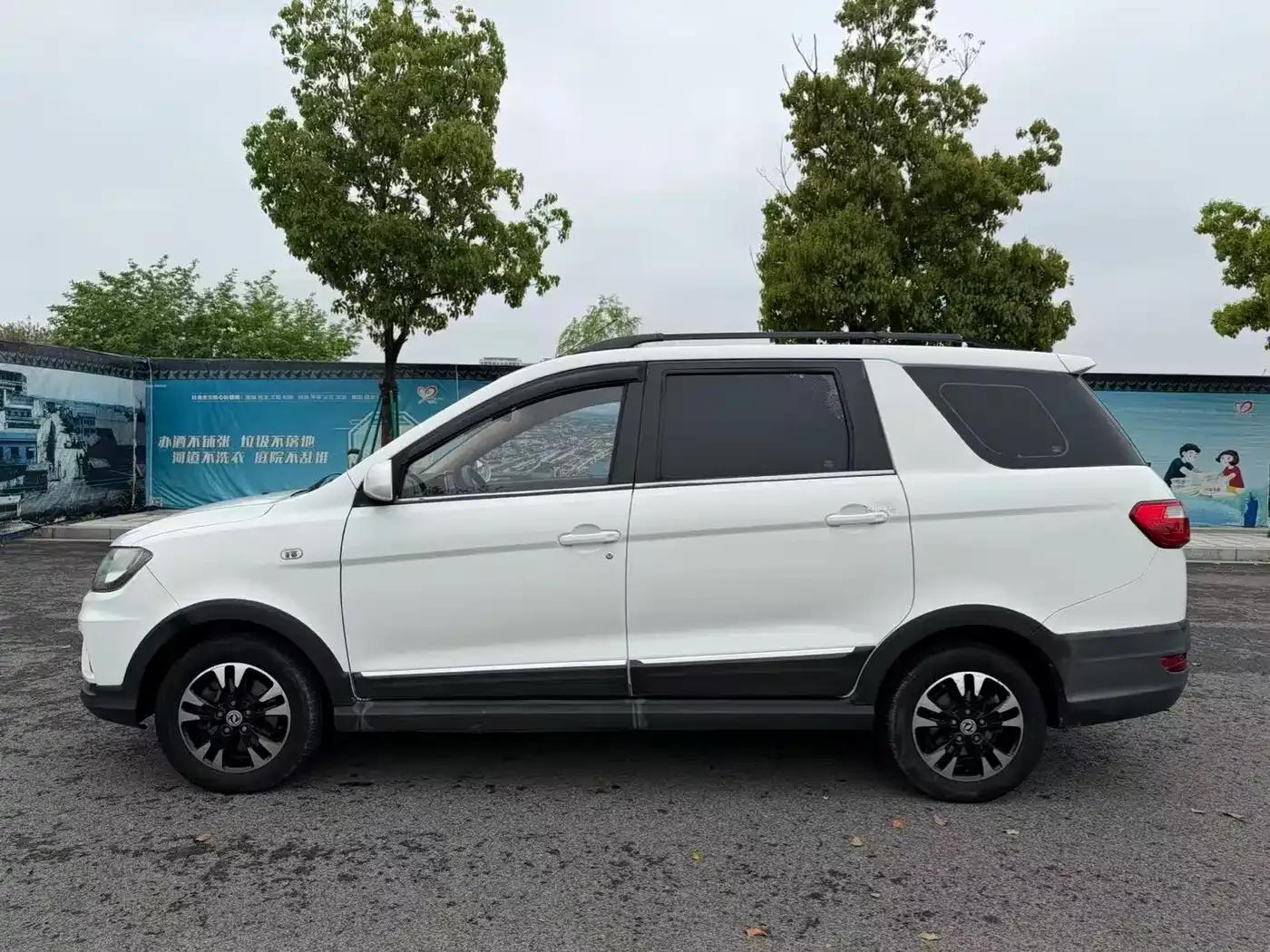 Fengguang 370 2017 Model 1.5L CVT Fashion 7-Seater — миниатюра 12