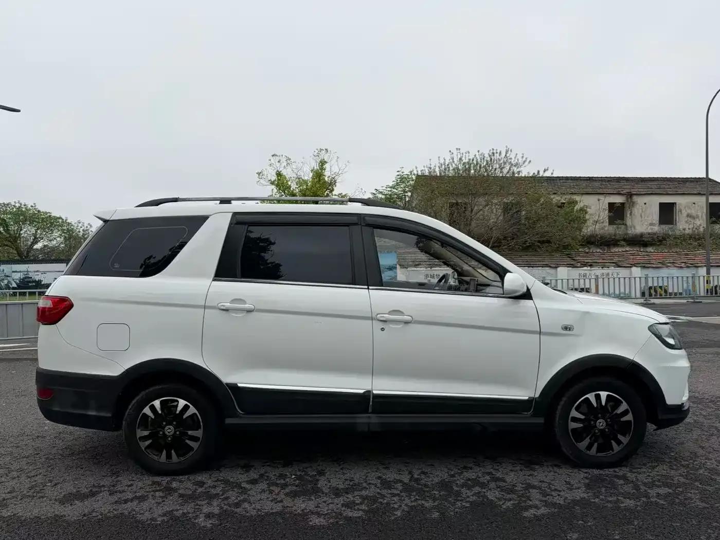 Fengguang 370 2017 Model 1.5L CVT Fashion 7-Seater — миниатюра 13