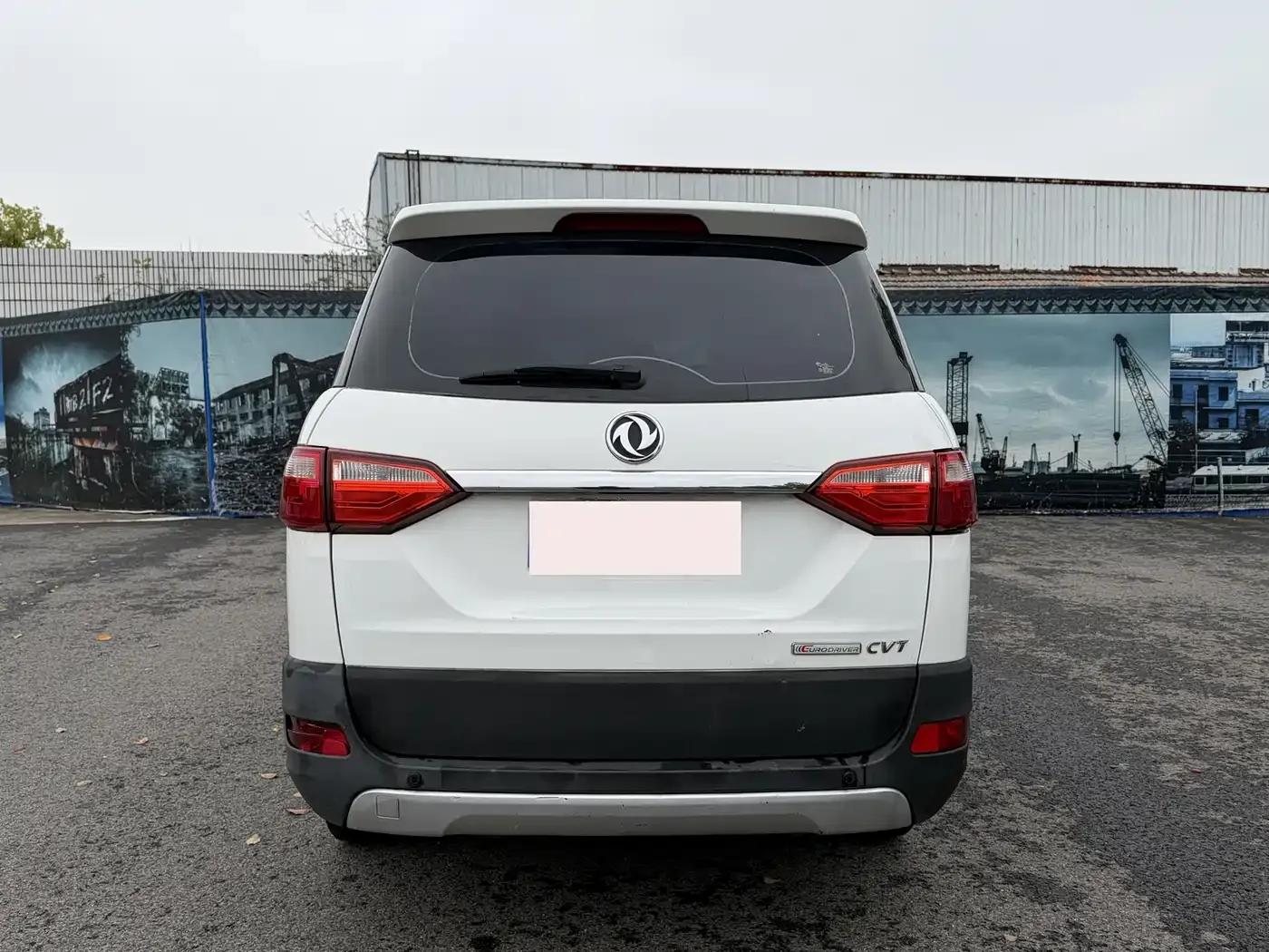 Fengguang 370 2017 Model 1.5L CVT Fashion 7-Seater — миниатюра 15