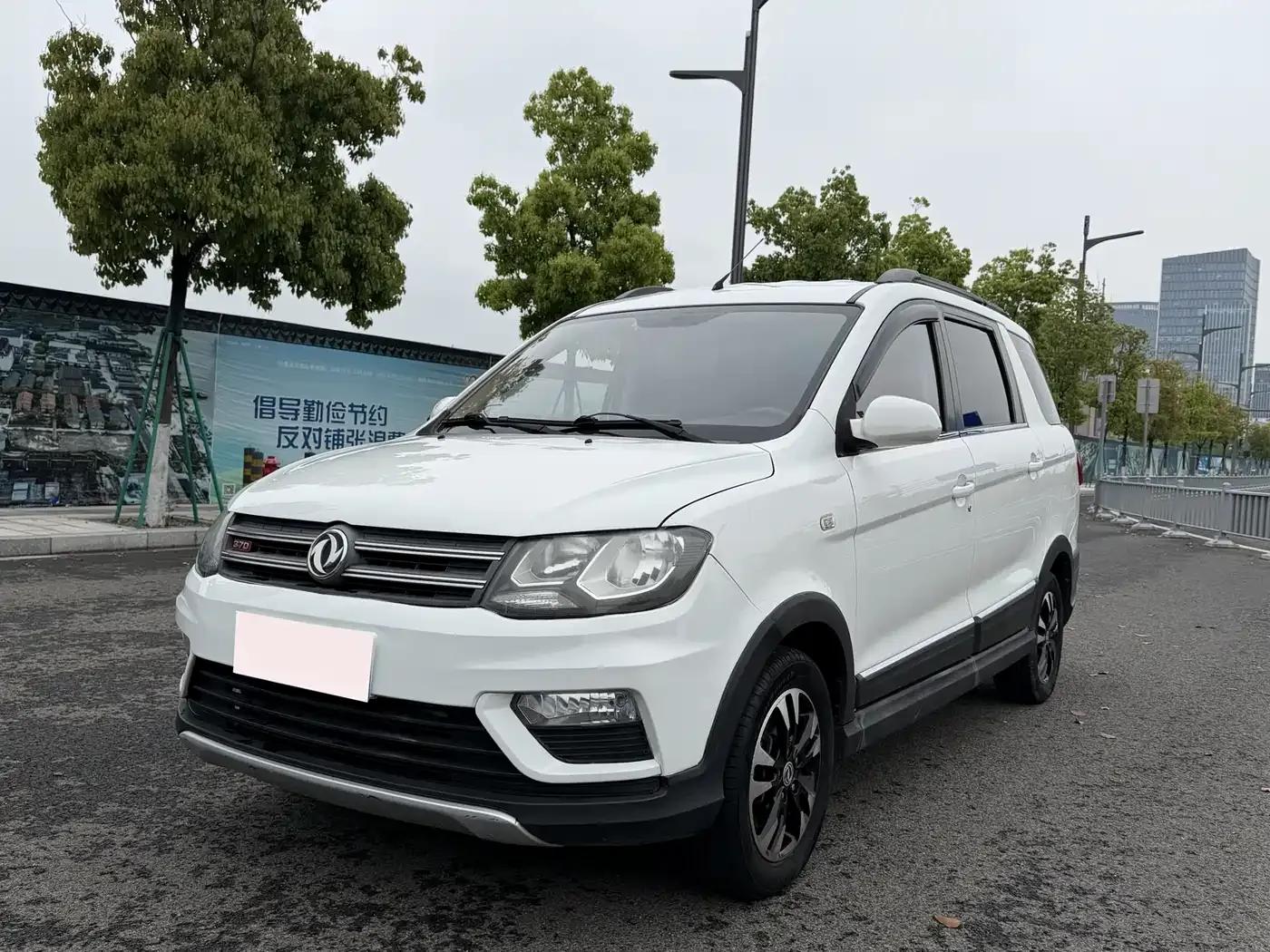 Fengguang 370 2017 Model 1.5L CVT Fashion 7-Seater — миниатюра 3