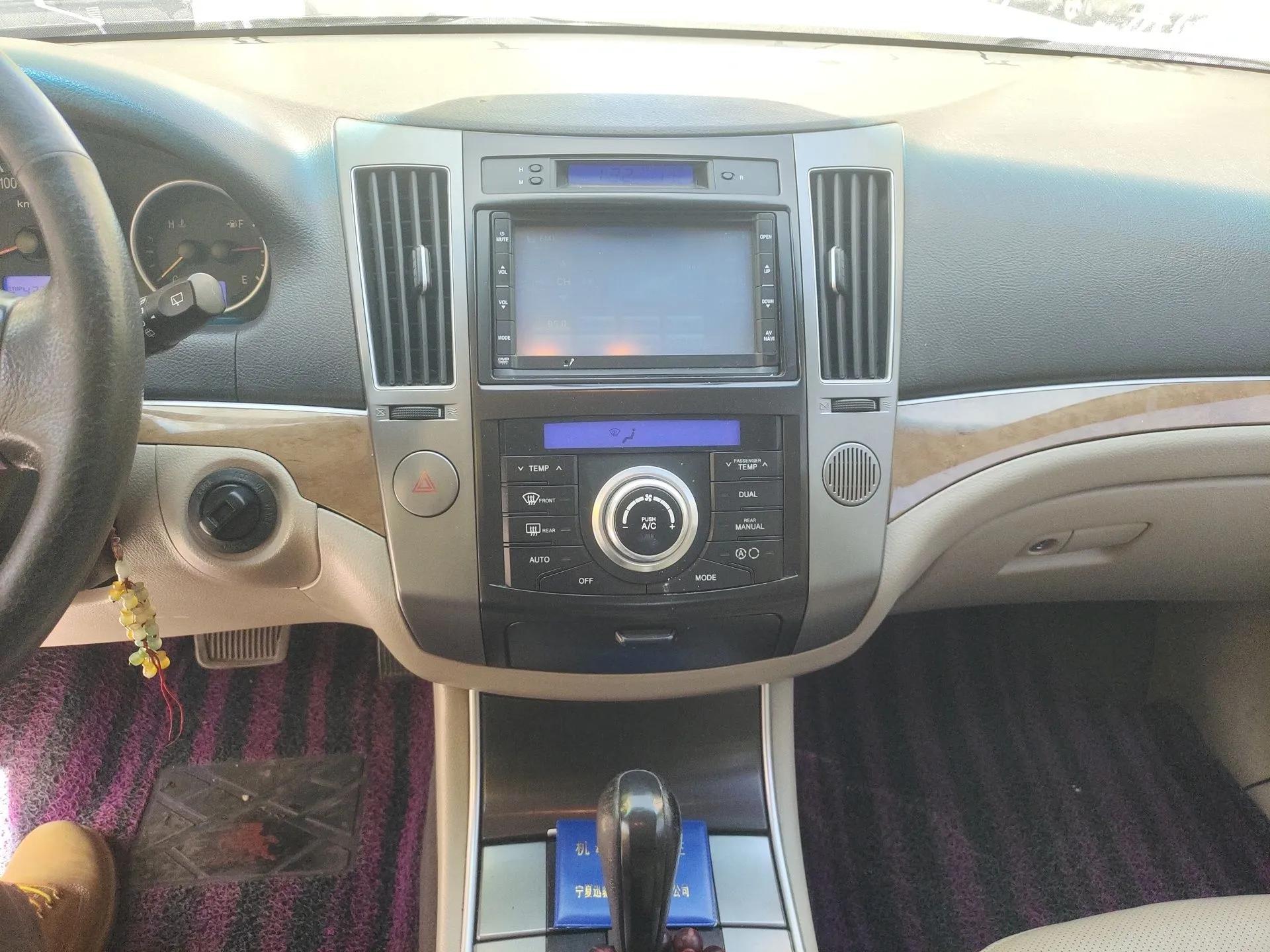 Hyundai Veracruz 2012 3.8L Comfort Edition — миниатюра 14