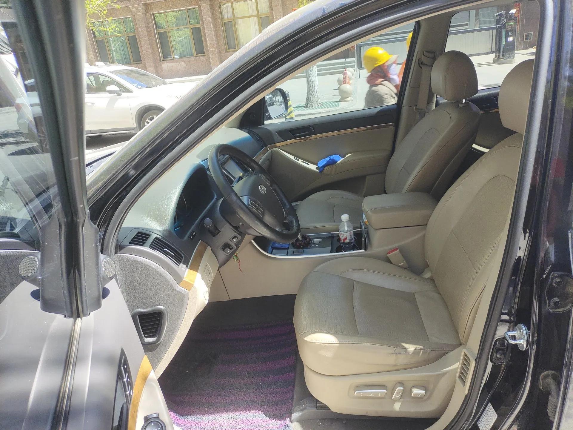 Hyundai Veracruz 2012 3.8L Comfort Edition — миниатюра 16