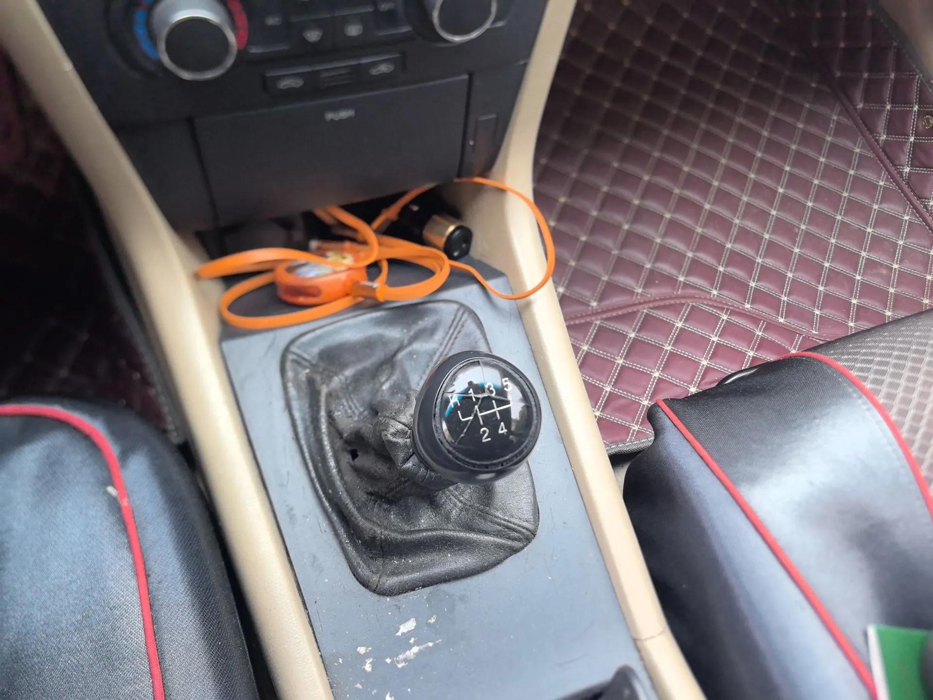 Chevrolet Epica 2010 1.8 Luxury Edition MT — миниатюра 15