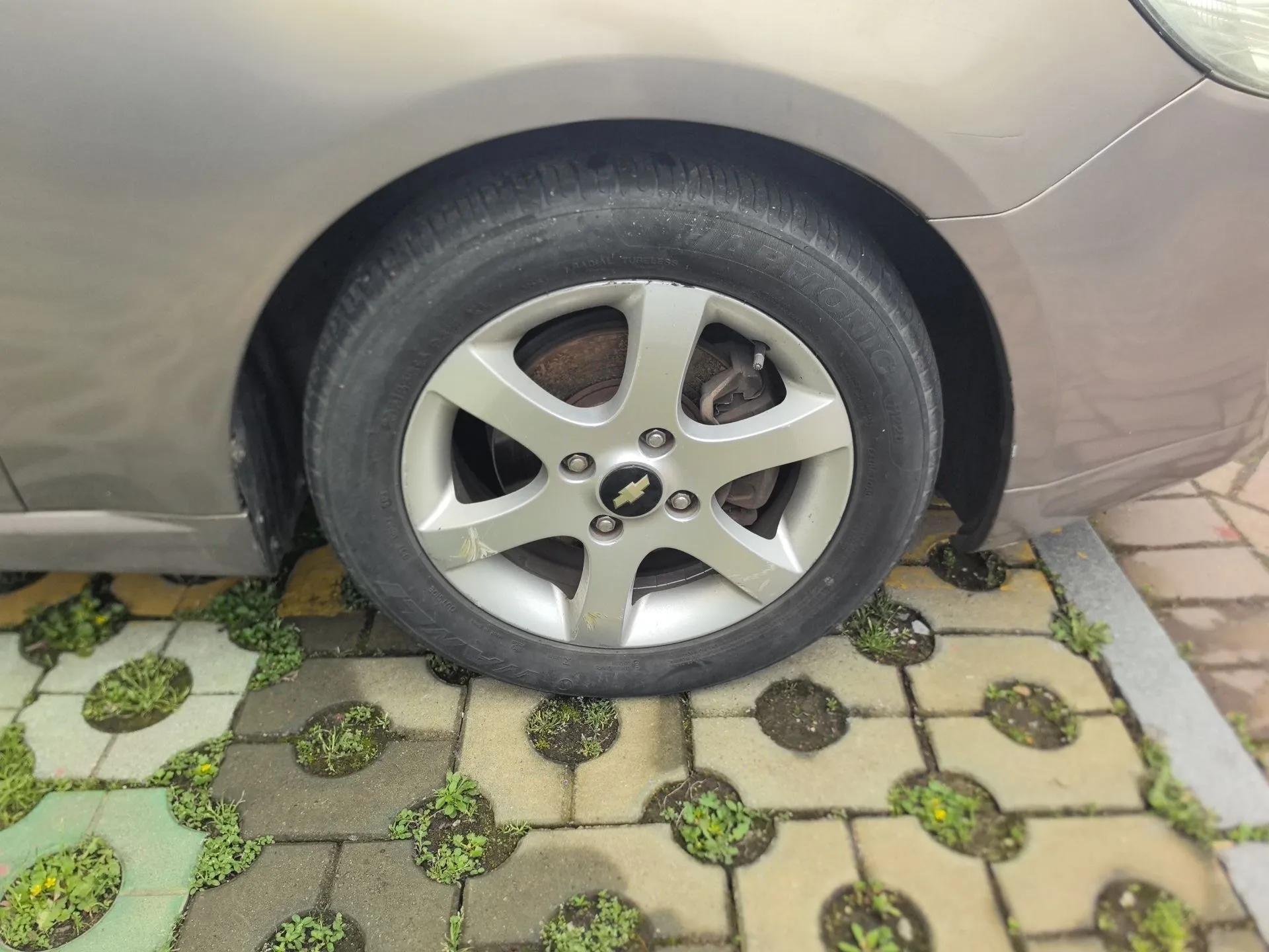Chevrolet Epica 2010 1.8 Luxury Edition MT — миниатюра 8
