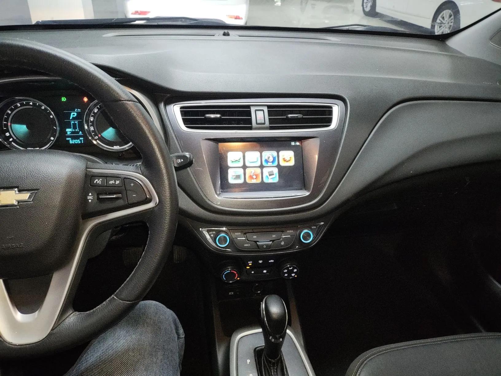 Chevrolet Lova RV 2016 1.5L Automatic FunDrive Edition — миниатюра 13