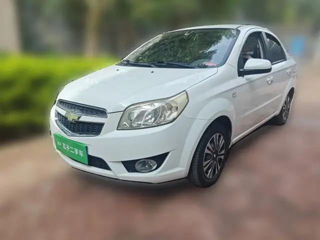 Chevrolet Lova 2010 1.4 AT Fashion Edition
