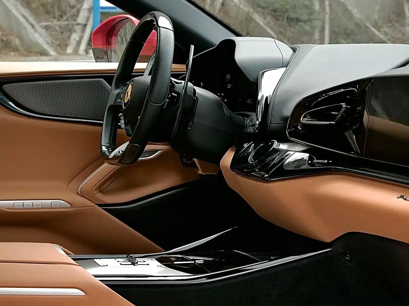 2023 Purosangue 6.5L V12 — миниатюра 4