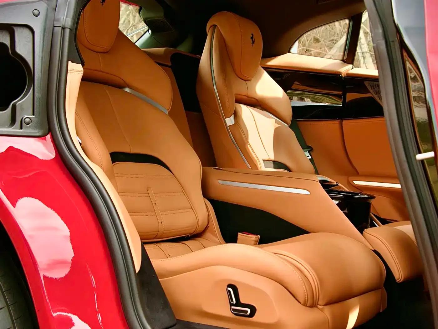 2023 Purosangue 6.5L V12 — миниатюра 6