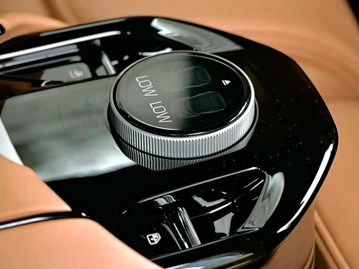2023 Purosangue 6.5L V12 — миниатюра 9