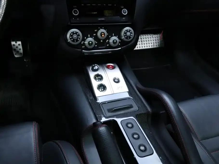 Ferrari 599 2006 model, 599 GTB Fiorano 6.0 — миниатюра 8