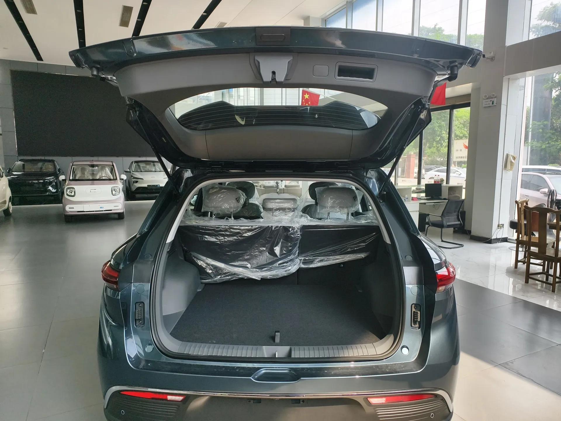 Bestune Yueyi 03 2025 565km Enjoy Edition — миниатюра 22