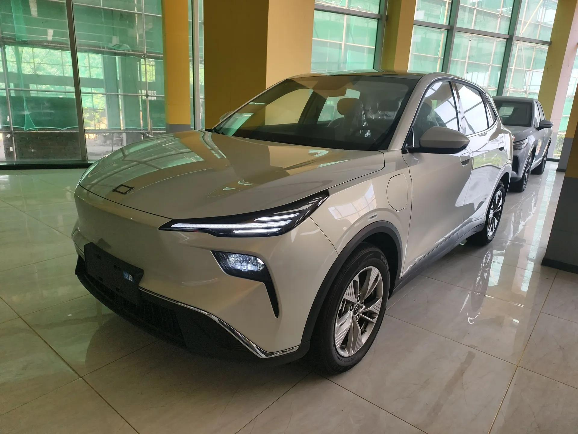 Bestune Yueyi 03 2025 445km Joyful Edition — миниатюра 1
