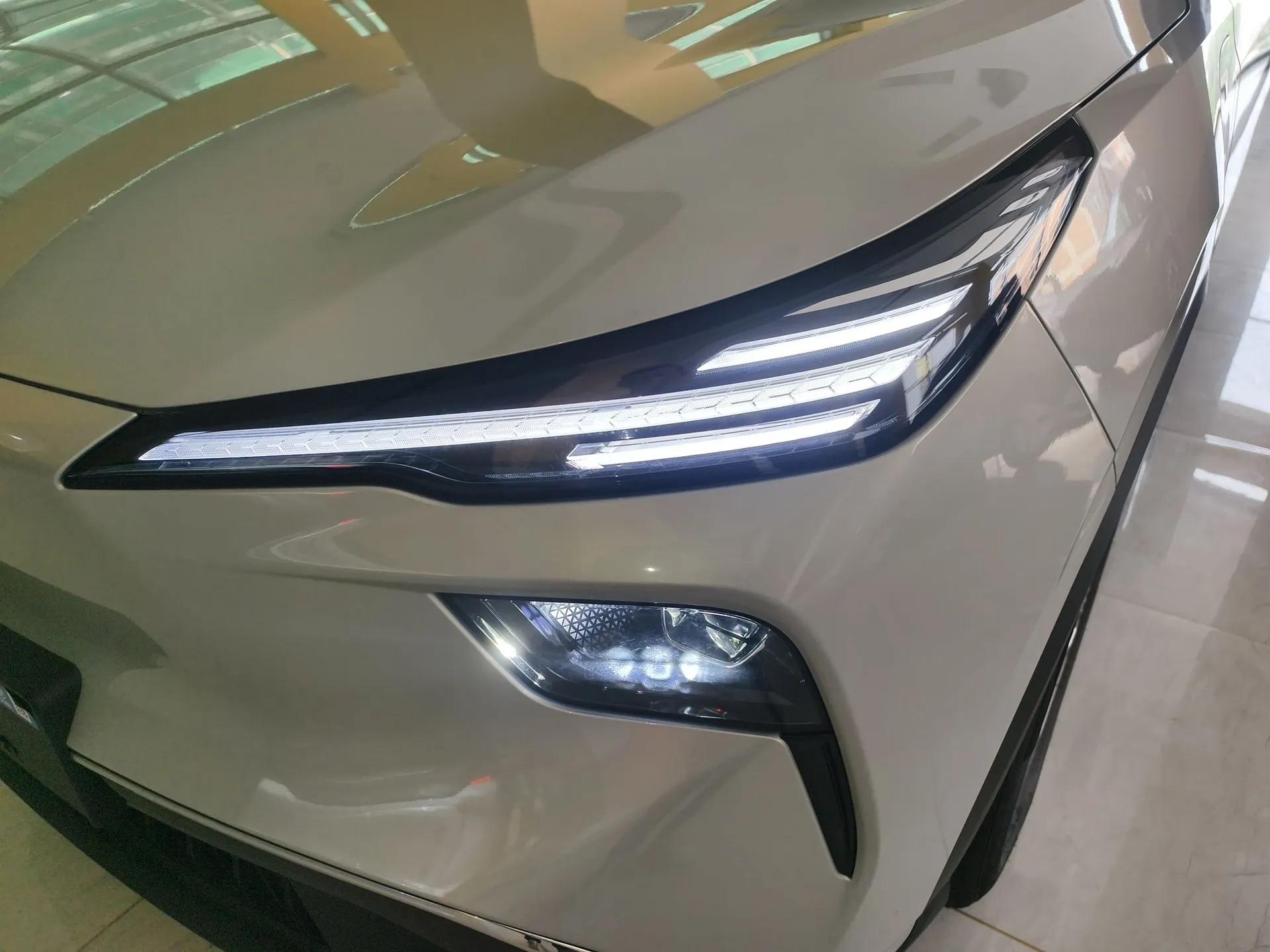 Bestune Yueyi 03 2025 445km Joyful Edition — миниатюра 9