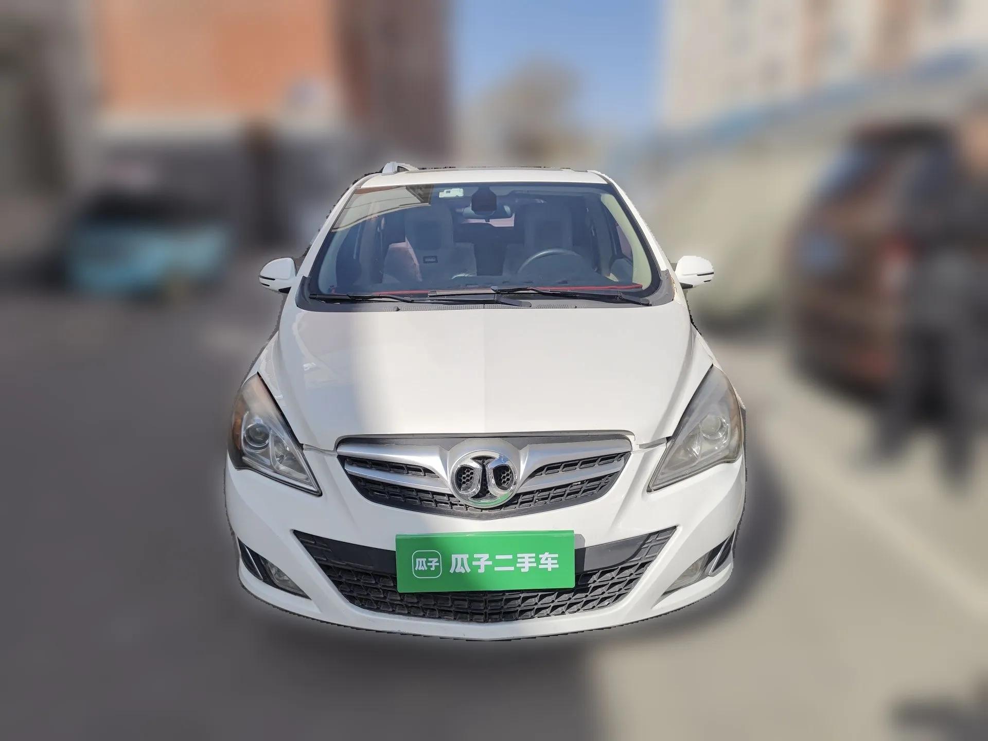 BAIC E Series 2012 Hatchback 1.5L Manual Leshang Version — миниатюра 2
