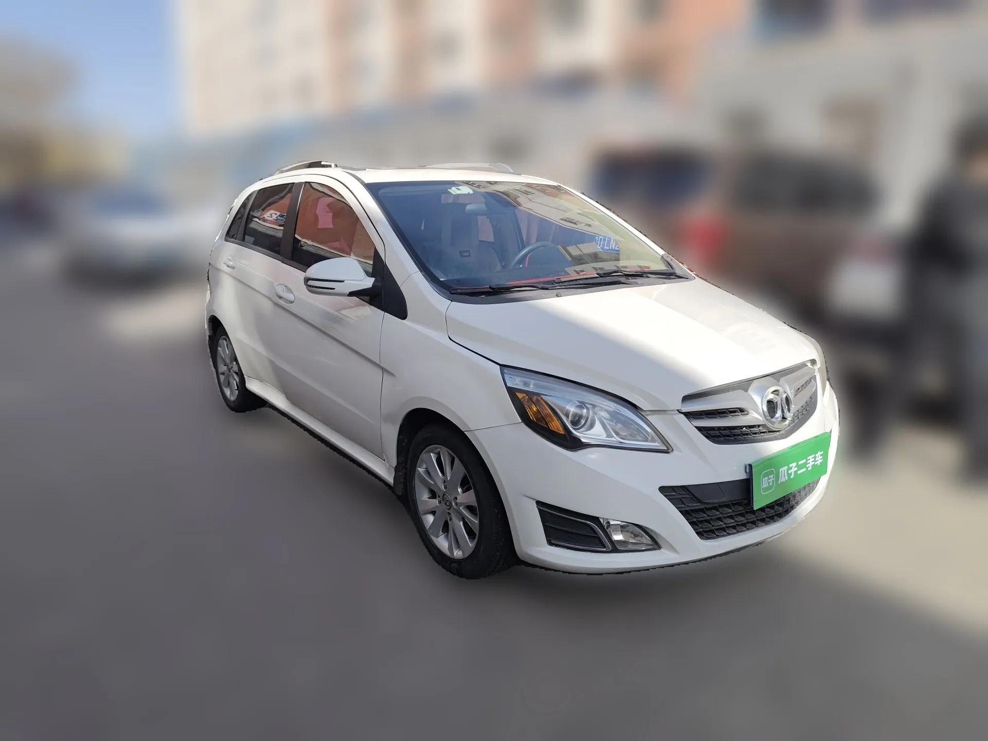 BAIC E Series 2012 Hatchback 1.5L Manual Leshang Version — миниатюра 3