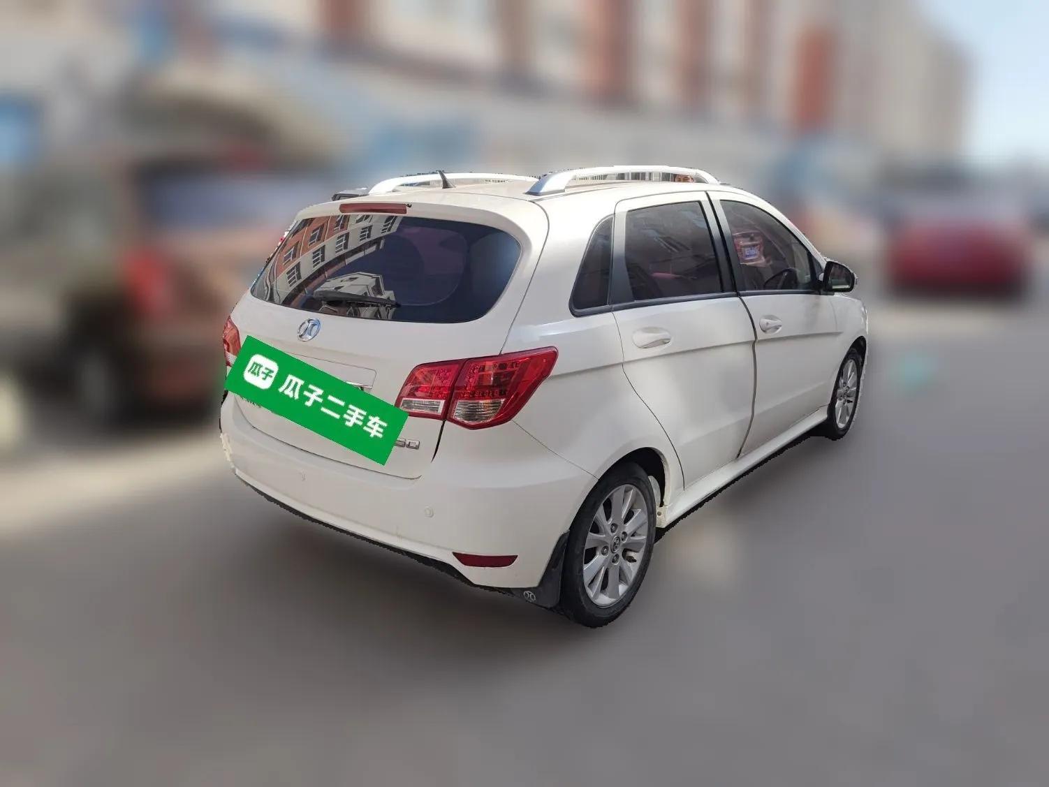 BAIC E Series 2012 Hatchback 1.5L Manual Leshang Version — миниатюра 6