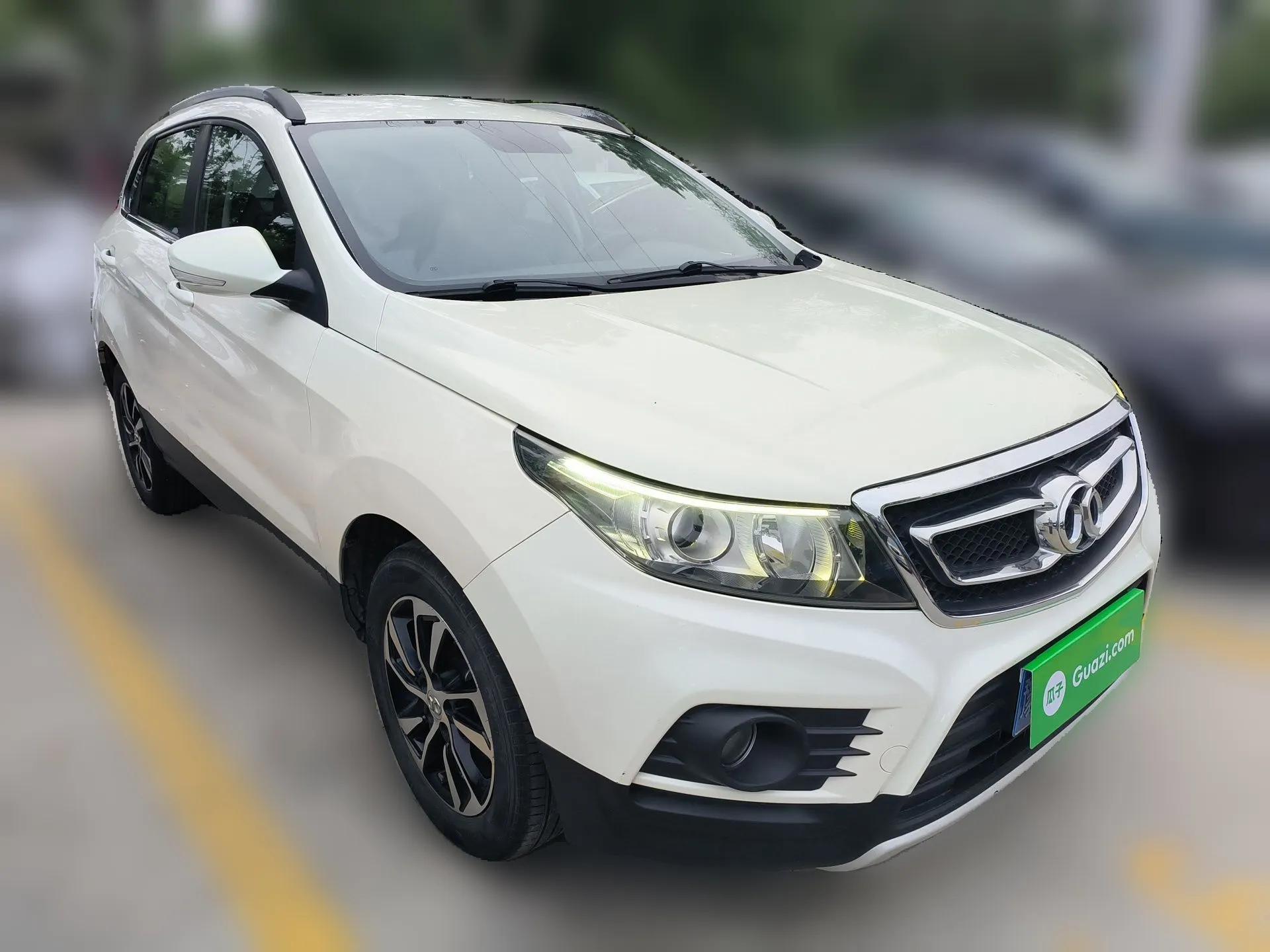 BAIC Senova X55 2016 1.5T CVT Elite Edition — миниатюра 3