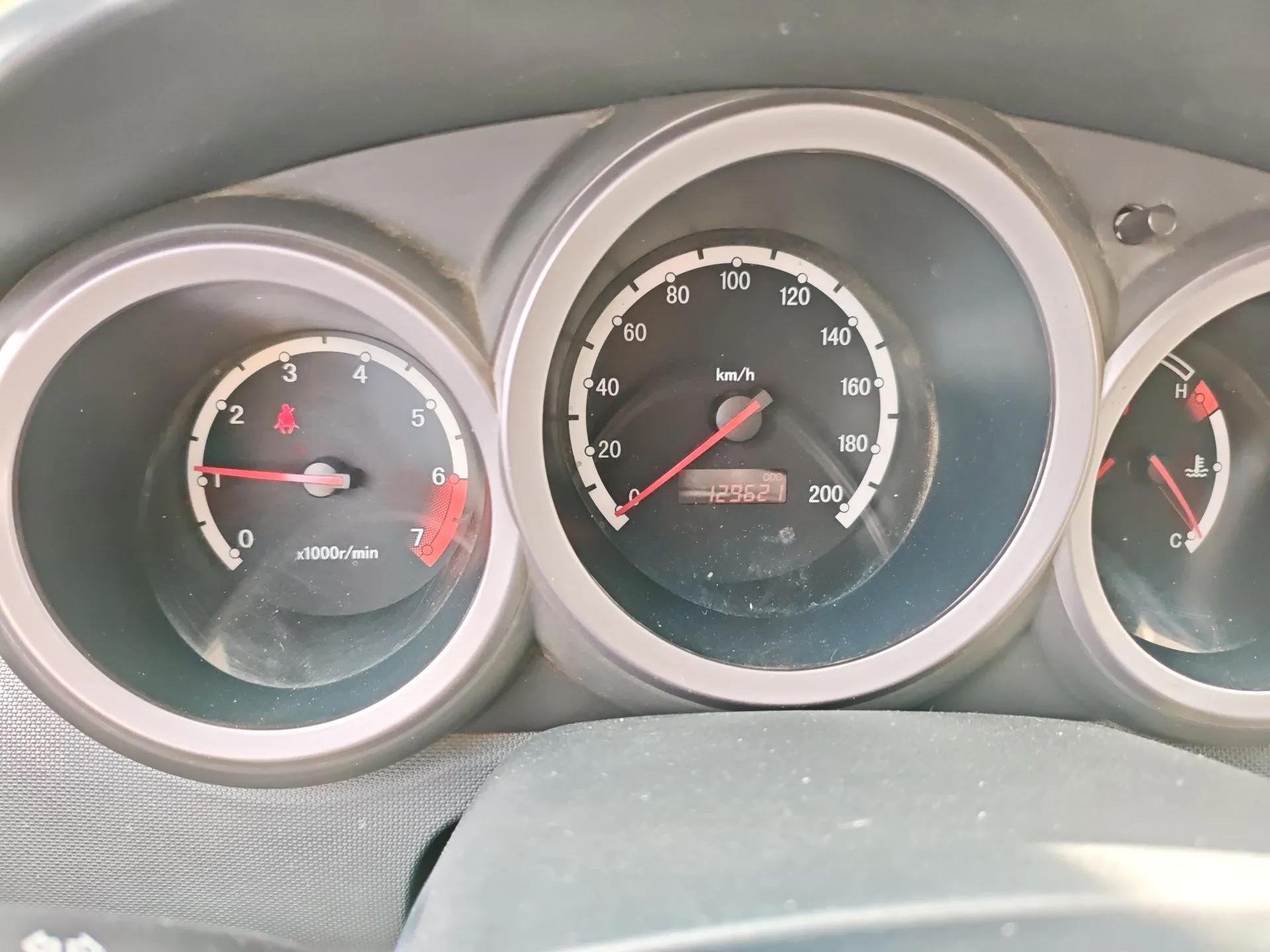 CHANGAN CX20 2011 1.3L Manual Sport Edition — миниатюра 13