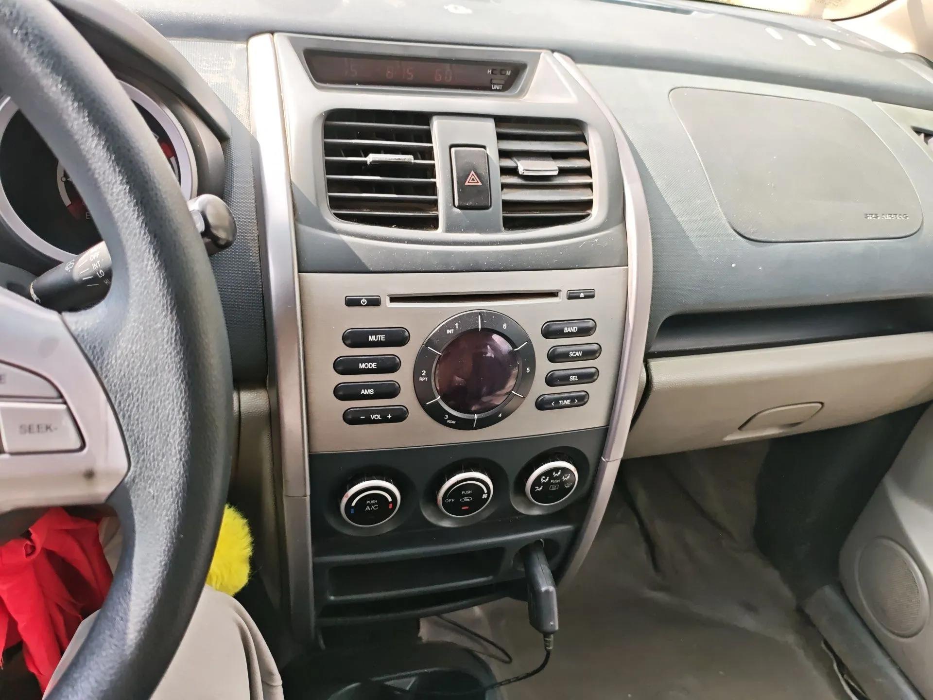 CHANGAN CX20 2011 1.3L Manual Sport Edition — миниатюра 14