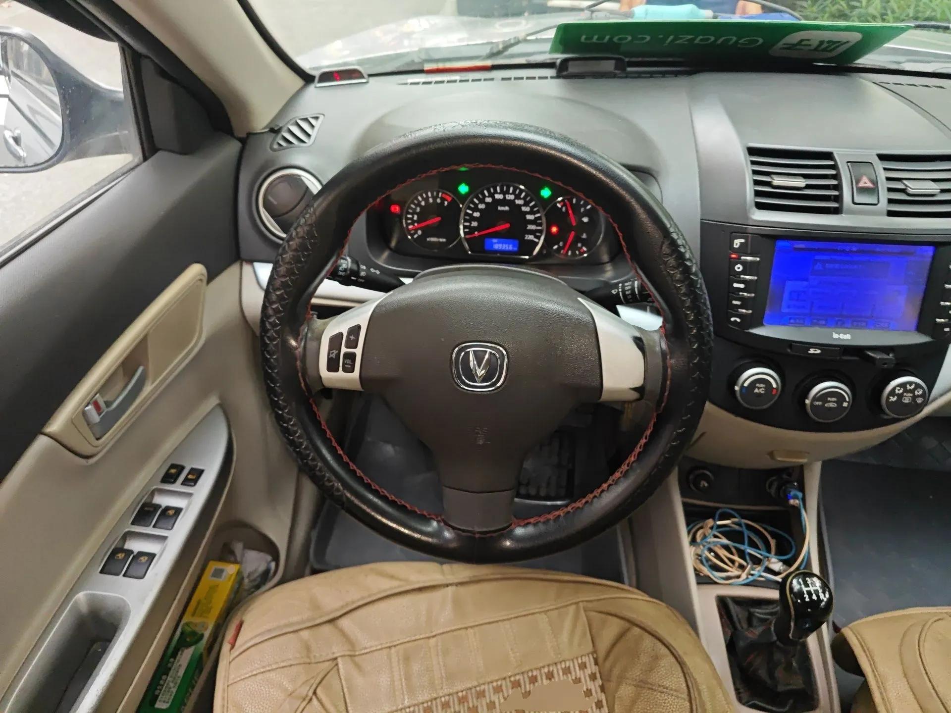 CHANGAN Alsvin V5 2012 1.5L Manual Dream Edition — миниатюра 11