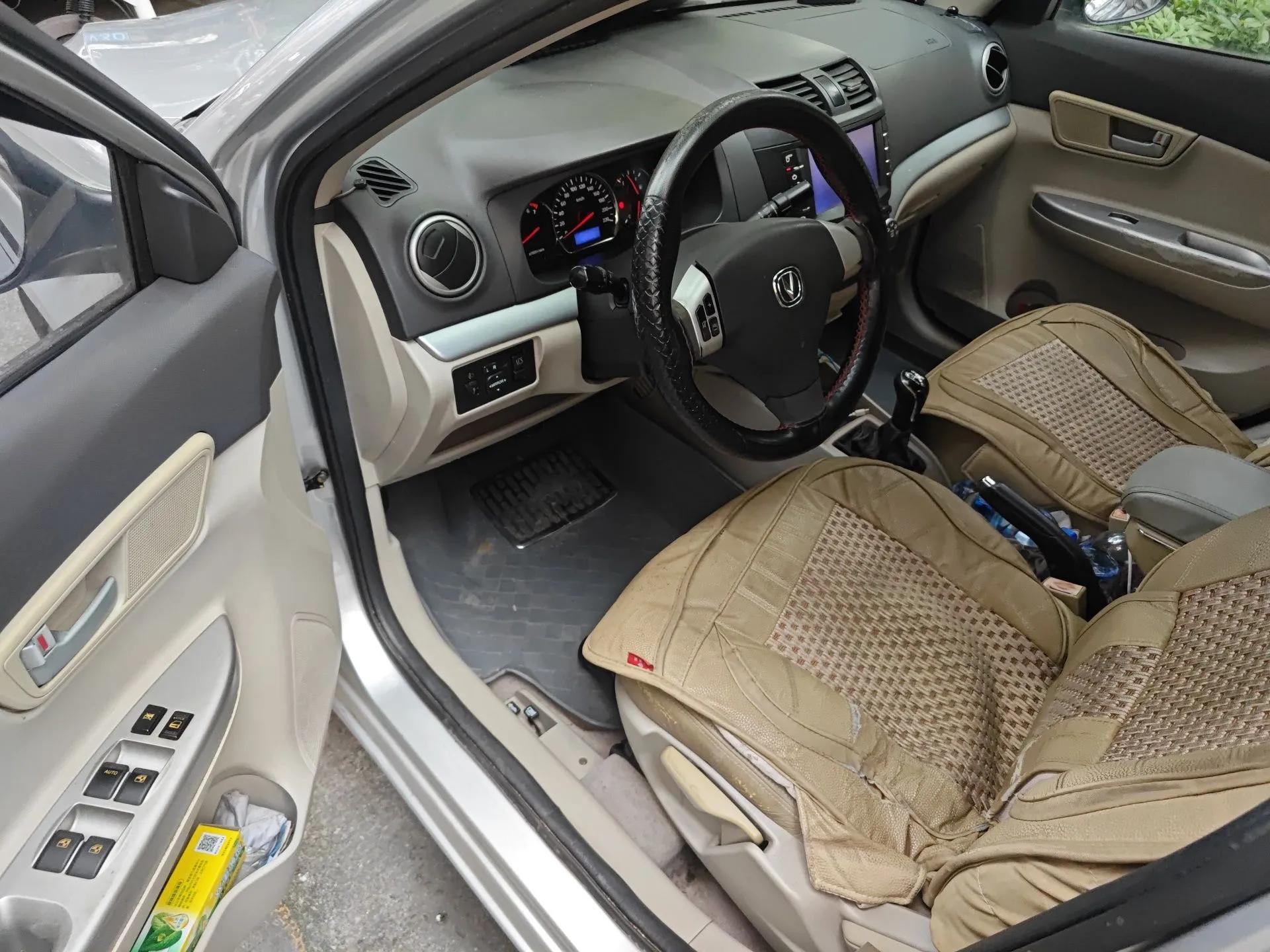 CHANGAN Alsvin V5 2012 1.5L Manual Dream Edition — миниатюра 17