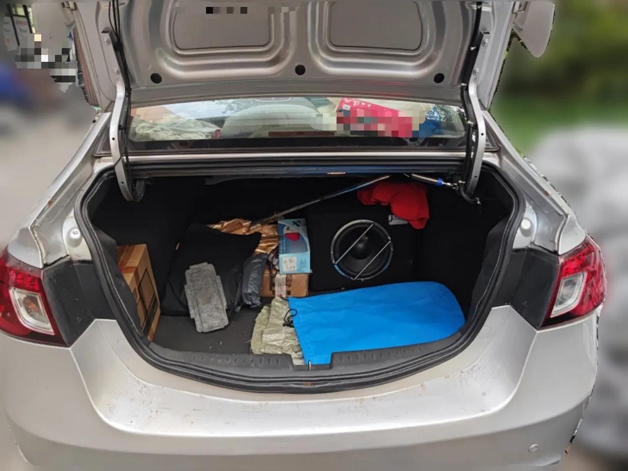 CHANGAN Alsvin V5 2012 1.5L Manual Dream Edition — миниатюра 20