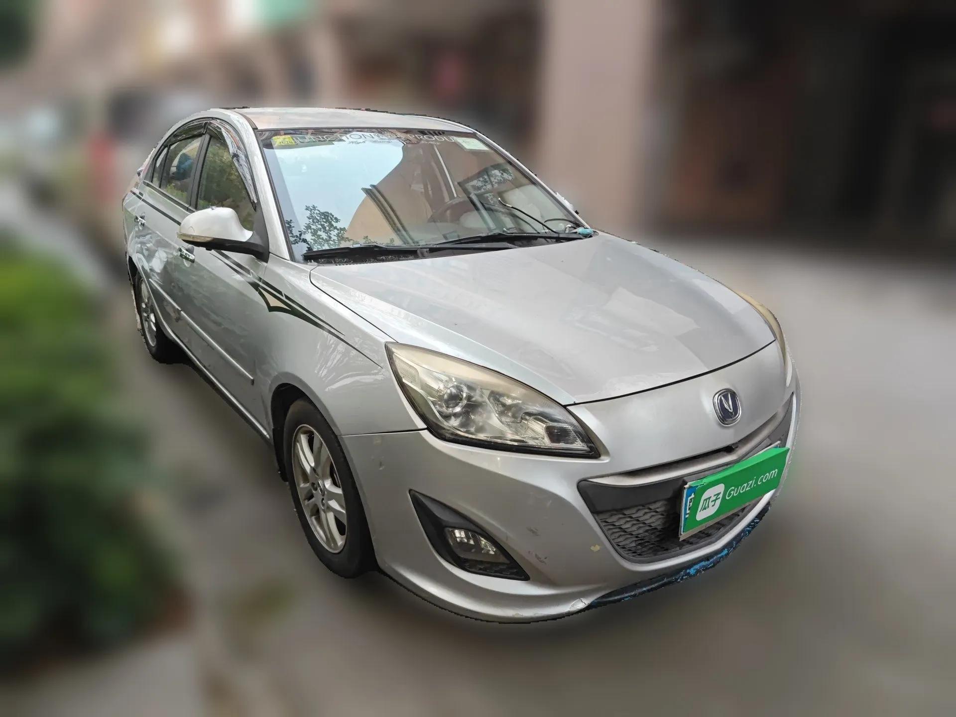 CHANGAN Alsvin V5 2012 1.5L Manual Dream Edition — миниатюра 3