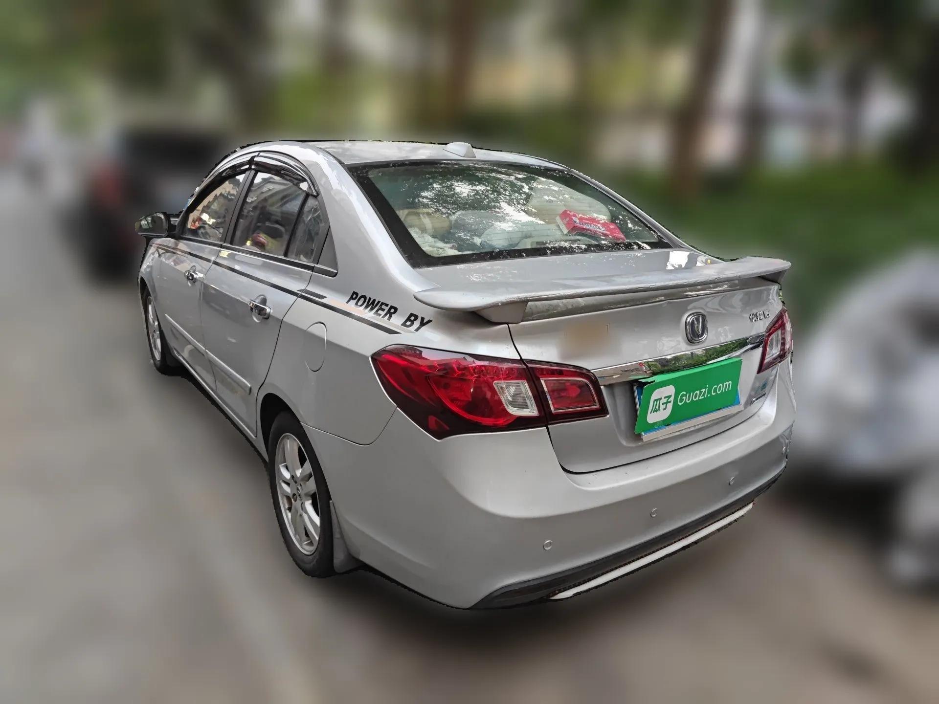 CHANGAN Alsvin V5 2012 1.5L Manual Dream Edition — миниатюра 4