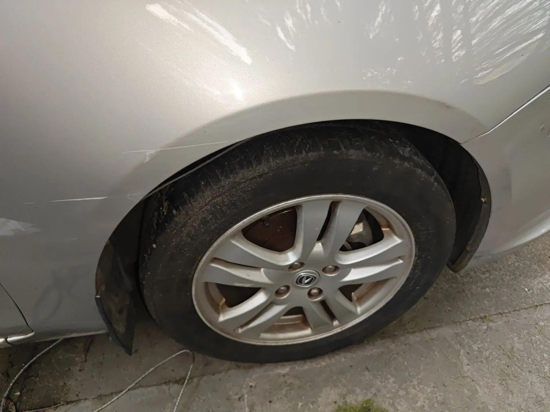 CHANGAN Alsvin V5 2012 1.5L Manual Dream Edition — миниатюра 8