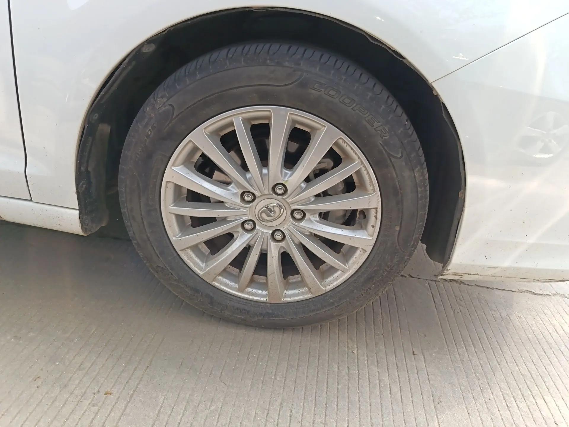 Great Wall C50 2014 Upgraded Model 1.5T Manual Comfort Version — миниатюра 8