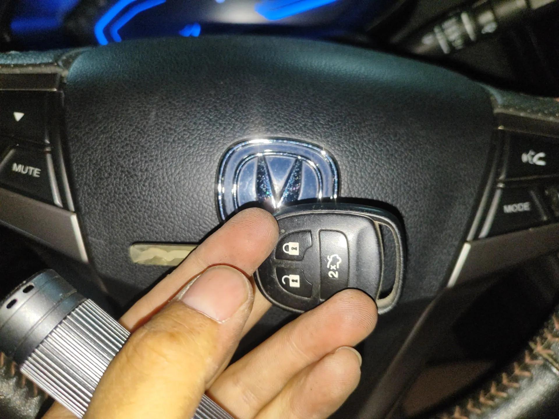 CHANGAN OSHAN A800 2017 1.6L Manual Comfort Model — миниатюра 9