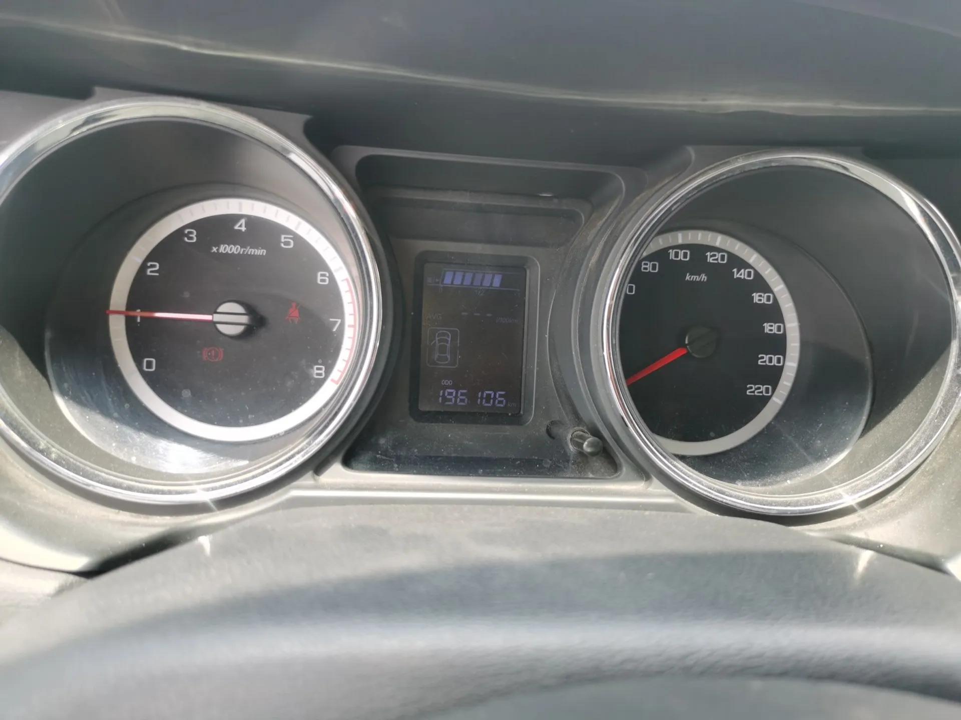 Dongfeng Aeolus A60 2016 1.5L Manual Luxury Version — миниатюра 12