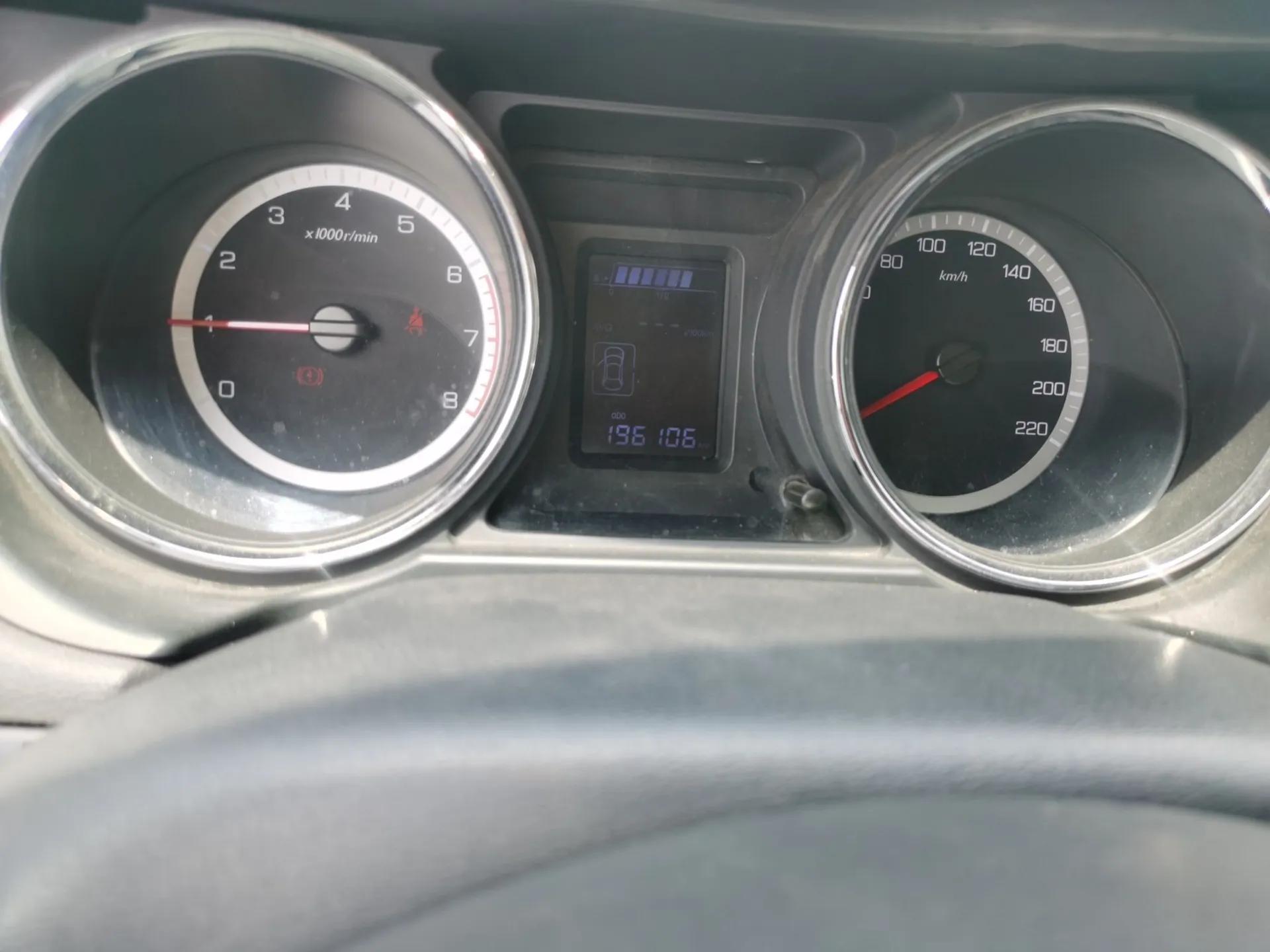 Dongfeng Aeolus A60 2016 1.5L Manual Luxury Version — миниатюра 13